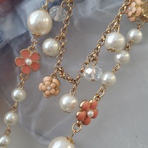 BN Fashion necklace